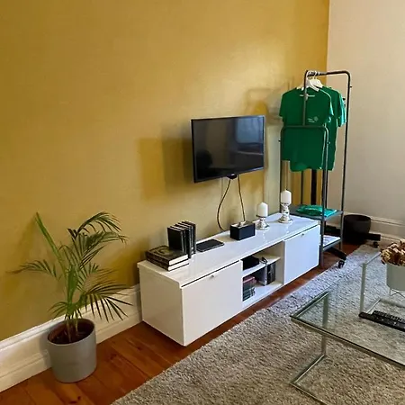 Double With Shared Bathroom * Lisbon